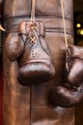 Votre coach sportif Paris vous propose l'entraînement au cardio boxing Le cardio boxing avec votre coach sportif
