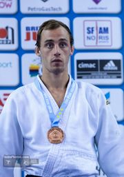 Mathieu – Professeur de judo et spécialiste en préparation physique Mathieu, professeur de judo, coach sportif et spécialiste en préparation physique